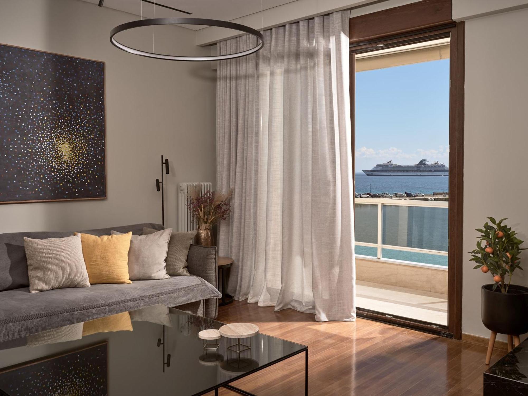 Monopolio Waterfront Apartment With Sea View, By Zantewize エクステリア 写真